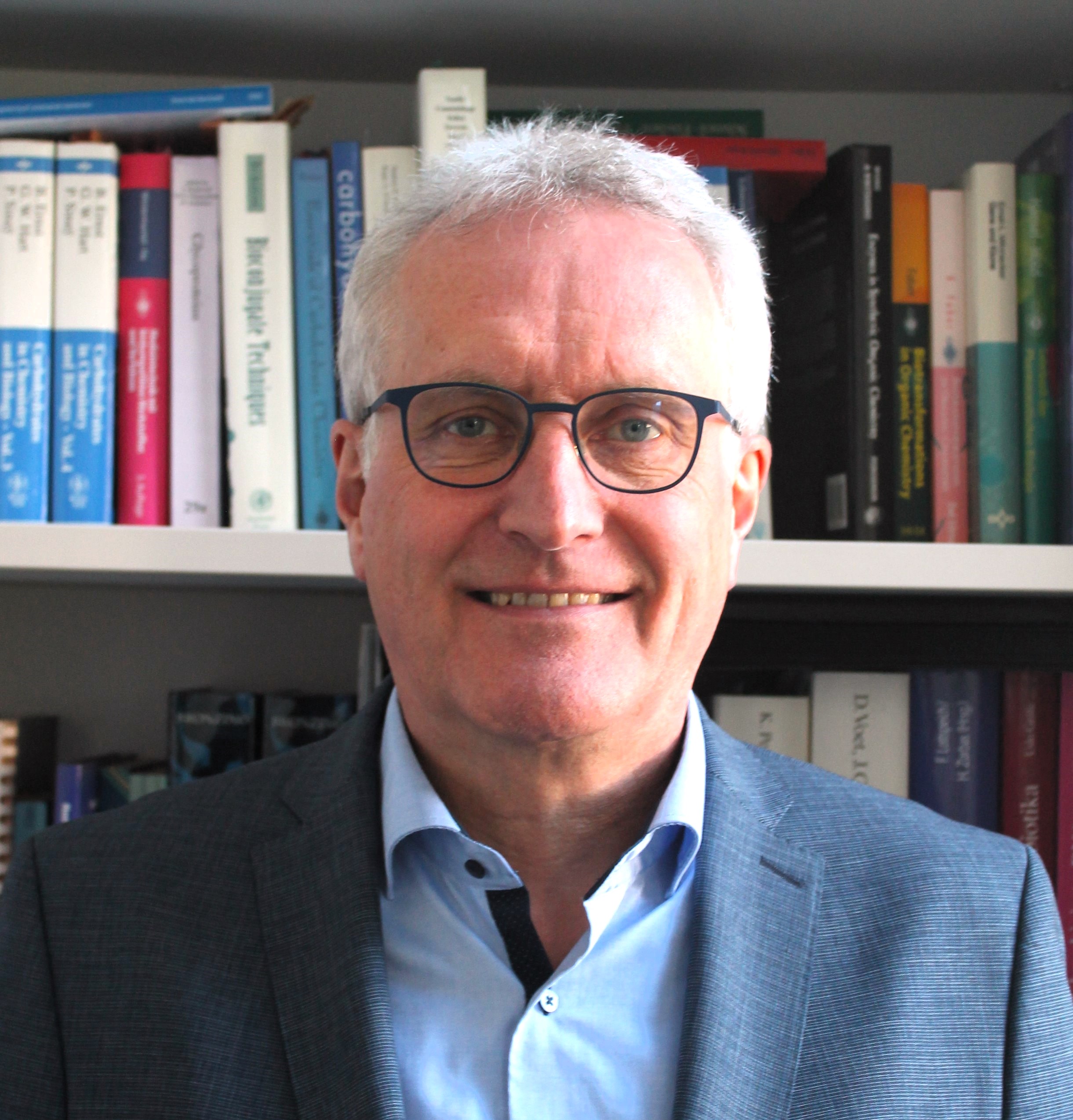 Portrait von Prof. Dr. Lothar Elling 